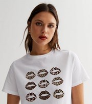 New Look White Leopard Print Lips Logo T-Shirt